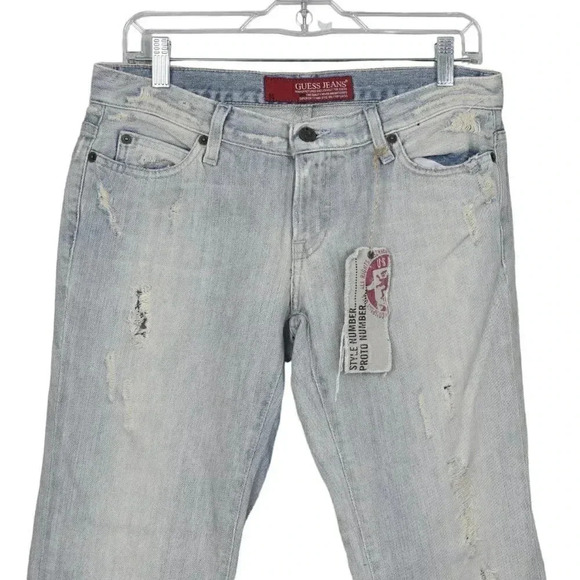 NWT Vintage Guess Flare Jeans Distress Light Wash Wide Leg Low Rise Size 29 - Picture 2 of 11